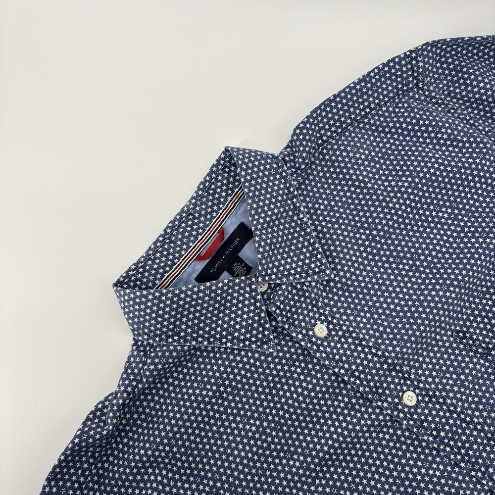 Tommy Hilfiger Micro Stars Print Short Sleeve Pocket Blue Shirt Size Large‎